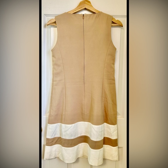 Max & Co. Sleeveless Shift Beige & Cream Color Dress - Picture 2 of 7